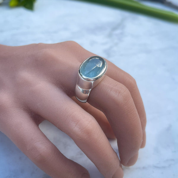 Aquamarine Oval Cabochon Ring