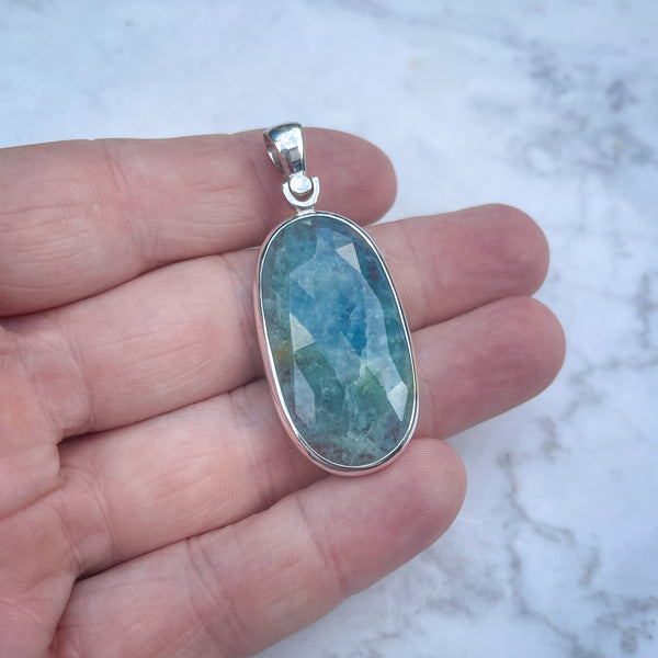 Aquamarine Oval Chequerboard Pendant