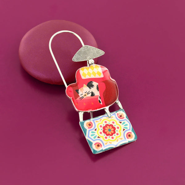 Taratata 'Chat Endormi' Brooch