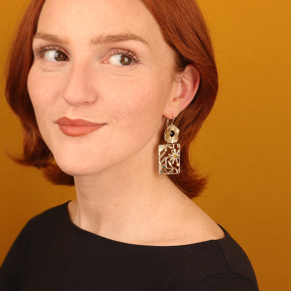 Taratata 'Milo' Flower Earrings