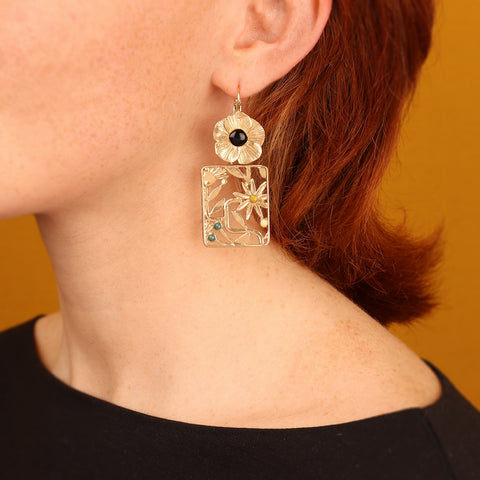 Taratata 'Milo' Flower Earrings