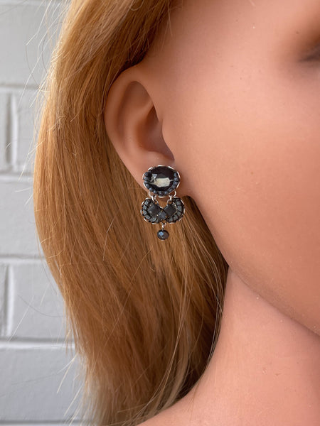 Ayala Bar Earring C1845 - Dark Dimension 2023