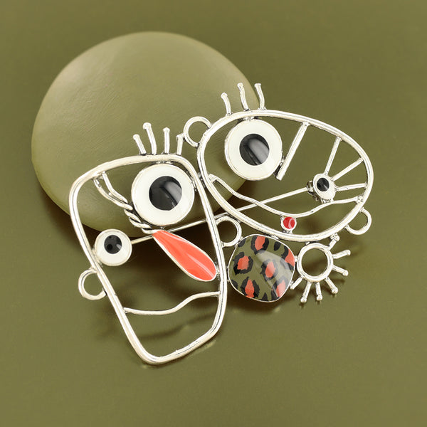 Taratata People Brooch