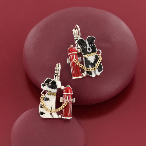 Taratata 'Pas Bouger' Dog Earrings
