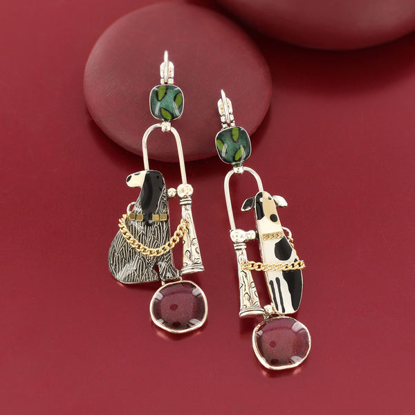 Taratata 'Pas Bouger' Dog Earrings