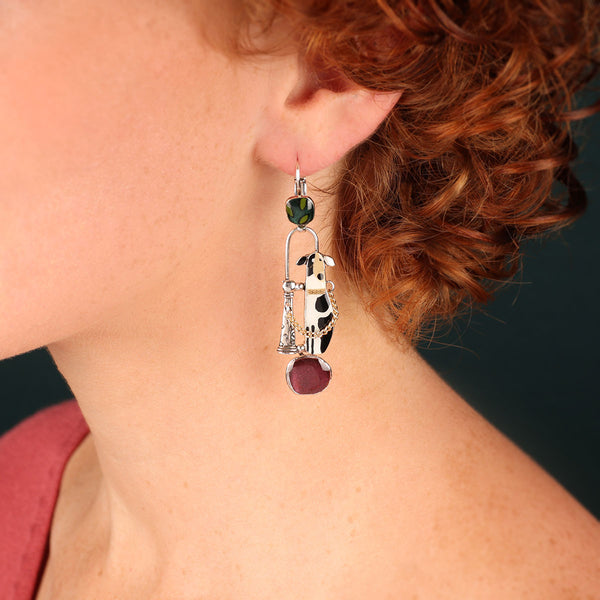 Taratata 'Pas Bouger' Dog Earrings