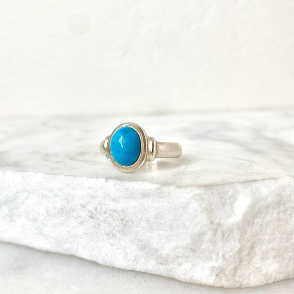 Arizona Turquoise Oval Small Bezel Ring