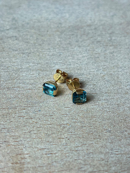9ct Gold London Blue Topaz Stud Earrings