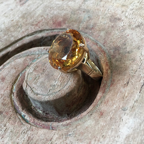 Citrine Round Cut Cocktail Ring in Gold